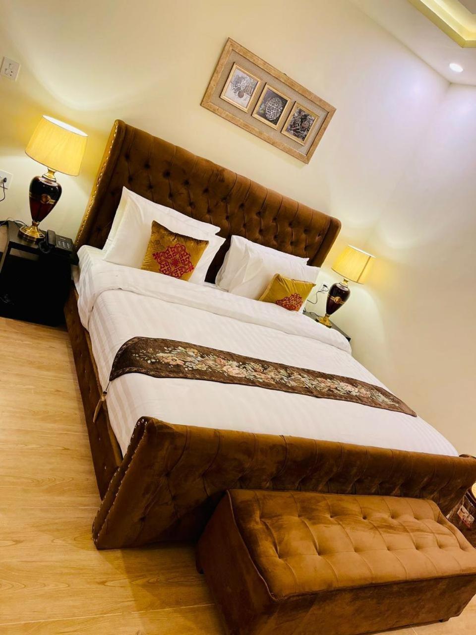 The Corporate Lodges Hotel Saidu Sharif Extérieur photo